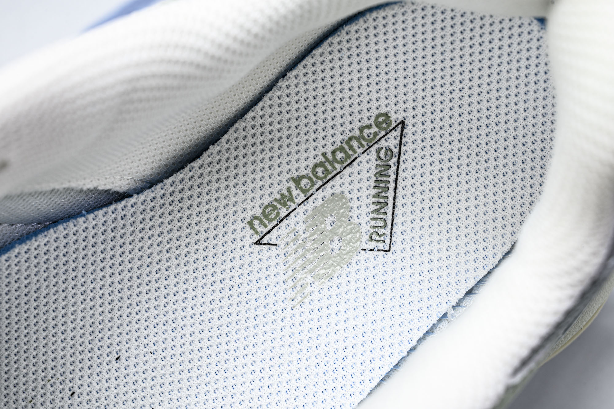 New Balance NB9060 联名款 复古休闲运动慢跑鞋 U90608Z4 #YZ039✦鞋款灵