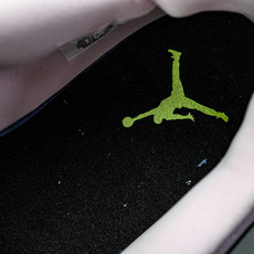 Air Jordan Legacy 312 Low AJ312 乔312 头层 魔术贴三合一板鞋 CD7 Air Jordan Legacy 312 Low AJ312 乔312 头层 魔术贴三合一板鞋 CD7