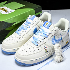 Nike Air Force 1'07 Low 世界杯主题 空军一号低帮休闲板鞋 DW8806-023 Nike Air Force 1'07 Low 世界杯主题 空军一号低帮休闲板鞋 DW8806-023
