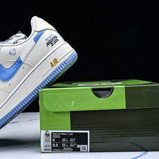 Nike Air Force 1'07 Low 世界杯主题 空军一号低帮休闲板鞋 DW8806-023 Nike Air Force 1'07 Low 世界杯主题 空军一号低帮休闲板鞋 DW8806-023