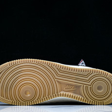 Nike Air Force 1'07 Low 联名款 空军一号低帮休闲板鞋 DN9688-121 #Y Nike Air Force 1'07 Low 联名款 空军一号低帮休闲板鞋 DN9688-121 #Y