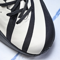 Adidas Adizero Adios 4 M 阿迪透气轻盈低帮跑步鞋KI6876 #YZ039体外观 Adidas Adizero Adios 4 M 阿迪透气轻盈低帮跑步鞋KI6876 #YZ039体外观