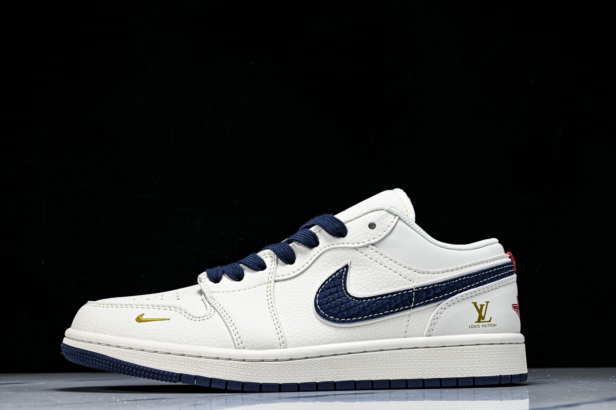 Air Jordan 1 Low AJ1 乔1 LV联名 蓝鳞勾 高端定制 低帮复古篮球鞋 XX3168
