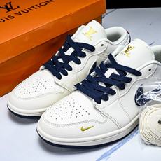Air Jordan 1 Low AJ1 乔1 LV联名 蓝鳞勾 高端定制 低帮复古篮球鞋 XX3168 Air Jordan 1 Low AJ1 乔1 LV联名 蓝鳞勾 高端定制 低帮复古篮球鞋 XX3168