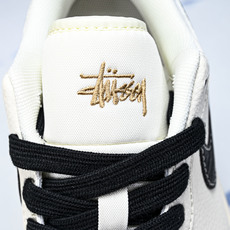 Air Jordan 1 Low AJ1 乔1 斯图西联名 拉丝黑勾 高端定制 低帮复古篮球鞋 XX31 Air Jordan 1 Low AJ1 乔1 斯图西联名 拉丝黑勾 高端定制 低帮复古篮球鞋 XX31