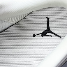 Air Jordan 1 Low AJ1 乔1 斯图西联名 拉丝黑勾 高端定制 低帮复古篮球鞋 XX31 Air Jordan 1 Low AJ1 乔1 斯图西联名 拉丝黑勾 高端定制 低帮复古篮球鞋 XX31