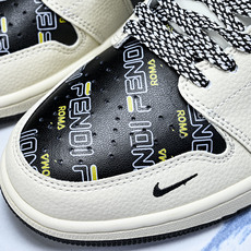 Nike SB Dunk Low 黑棕麂皮 高端定制 低帮休闲板鞋 LD8888-011 #YZ039✦ Nike SB Dunk Low 黑棕麂皮 高端定制 低帮休闲板鞋 LD8888-011 #YZ039✦