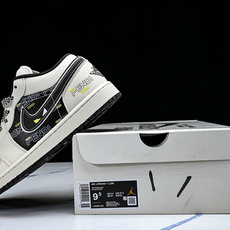 Nike SB Dunk Low 黑棕麂皮 高端定制 低帮休闲板鞋 LD8888-011 #YZ039✦ Nike SB Dunk Low 黑棕麂皮 高端定制 低帮休闲板鞋 LD8888-011 #YZ039✦