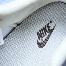 Nike SB Dunk Low LV联名 红尾巧克力 周年高端定制 低帮休闲板鞋 XX3168-123 Nike SB Dunk Low LV联名 红尾巧克力 周年高端定制 低帮休闲板鞋 XX3168-123