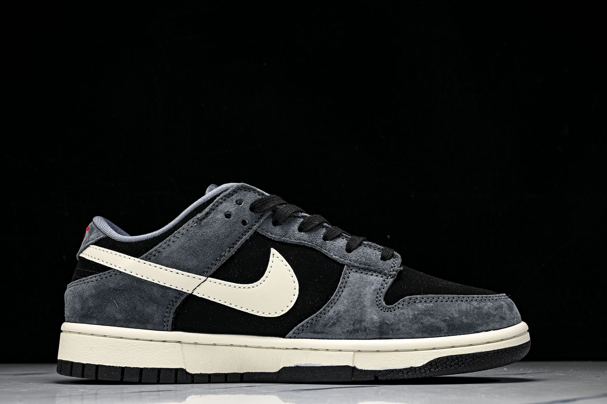 Nike SB Dunk Low 限定 高端定制 低帮休闲板鞋DG1988-016 #YZ039✦定制鞋