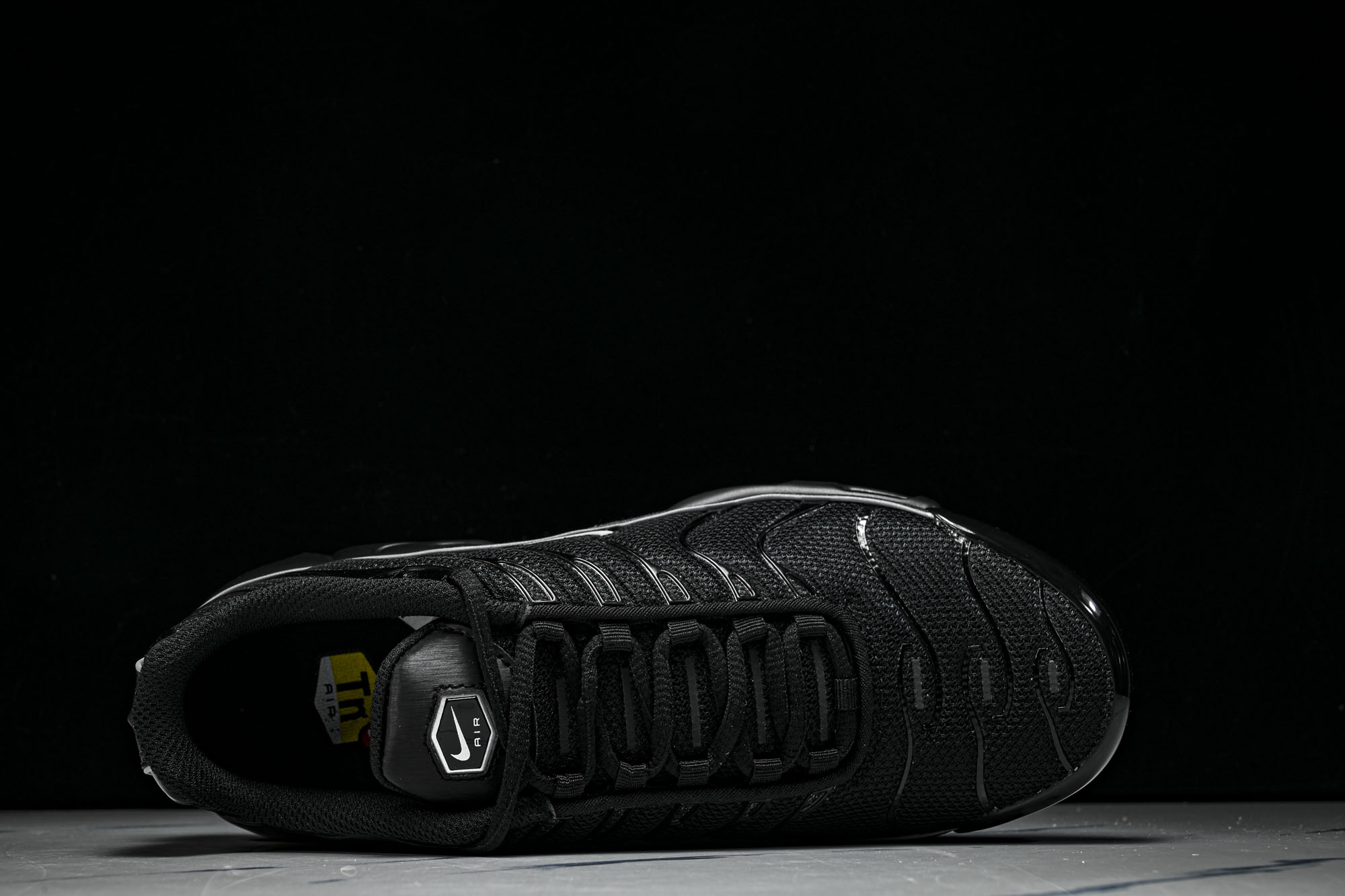Nike_AIR MAX PLUS PRM男女士同款气垫跑步鞋HV8066-002 #YZ002✦原版1