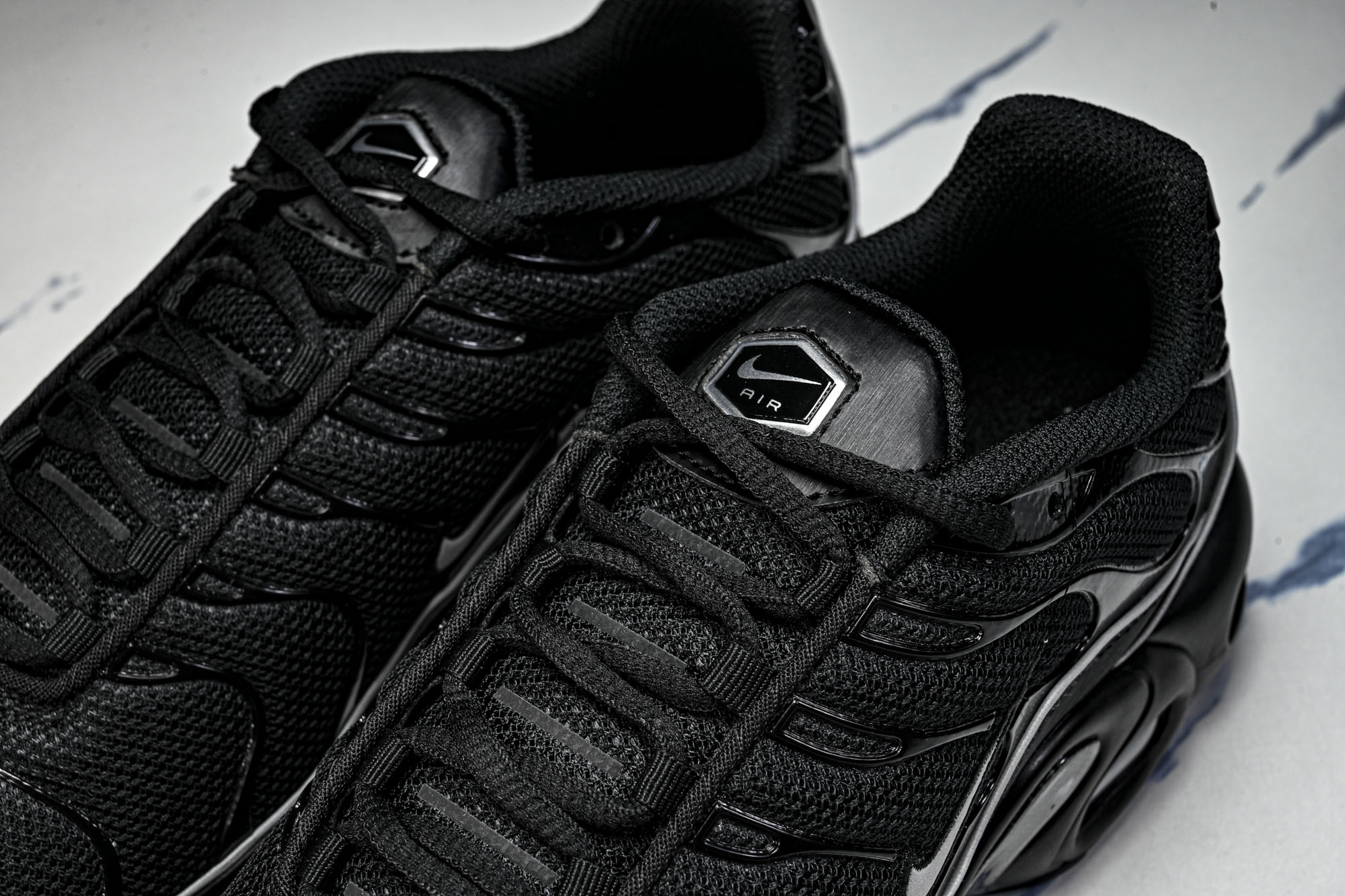 Nike_AIR MAX PLUS PRM男女士同款气垫跑步鞋HV8066-002 #YZ002✦原版1