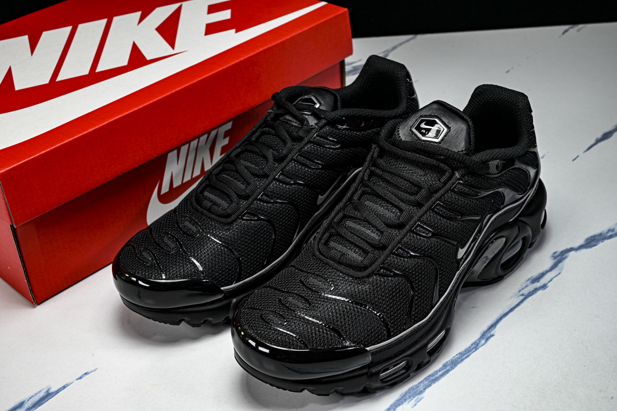 Nike_AIR MAX PLUS PRM男女士同款气垫跑步鞋HV8066-002 #YZ002✦原版1