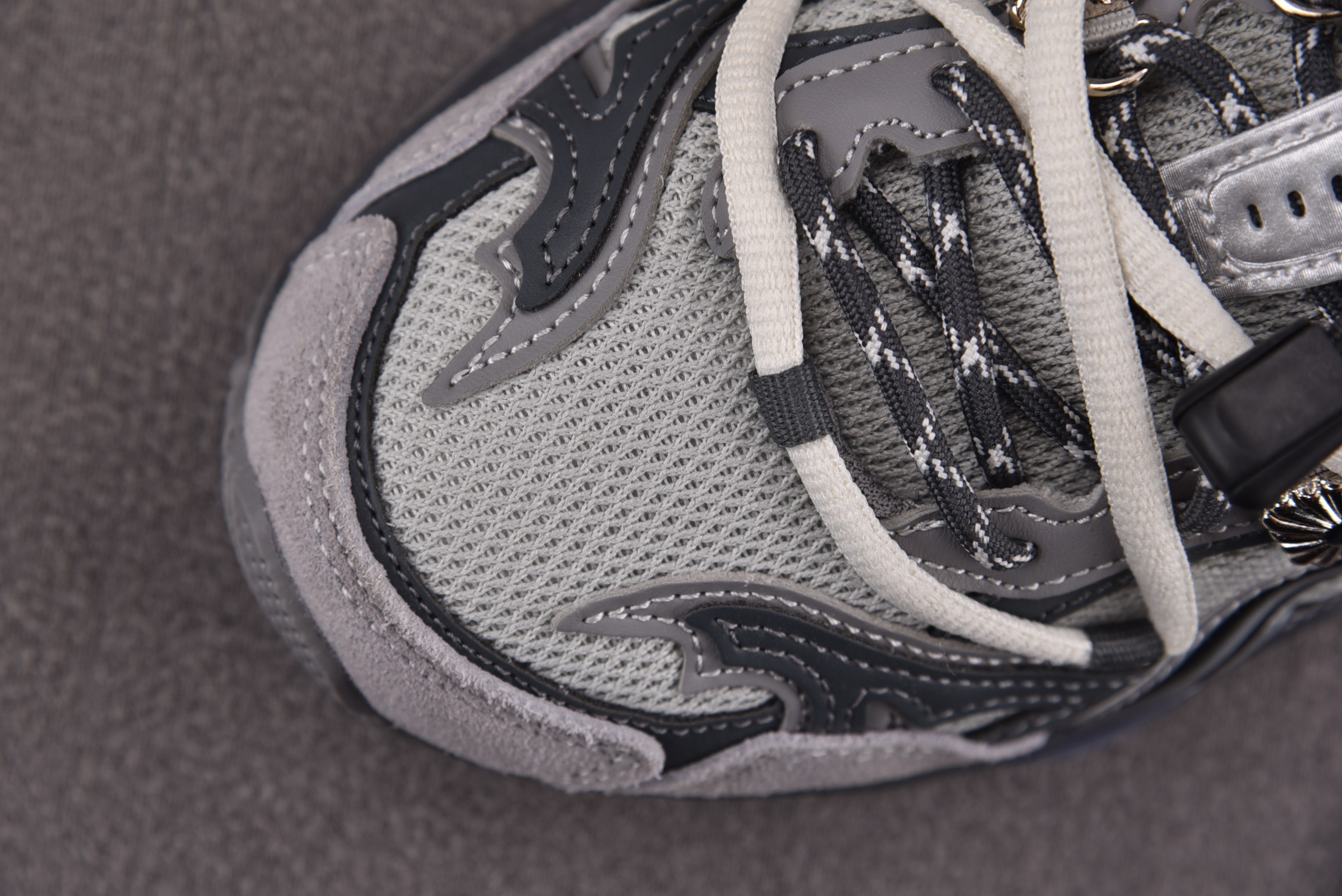 ASICS Gel-Cumulus 16 TG 灰色 1203A838-020 YZ02236-46