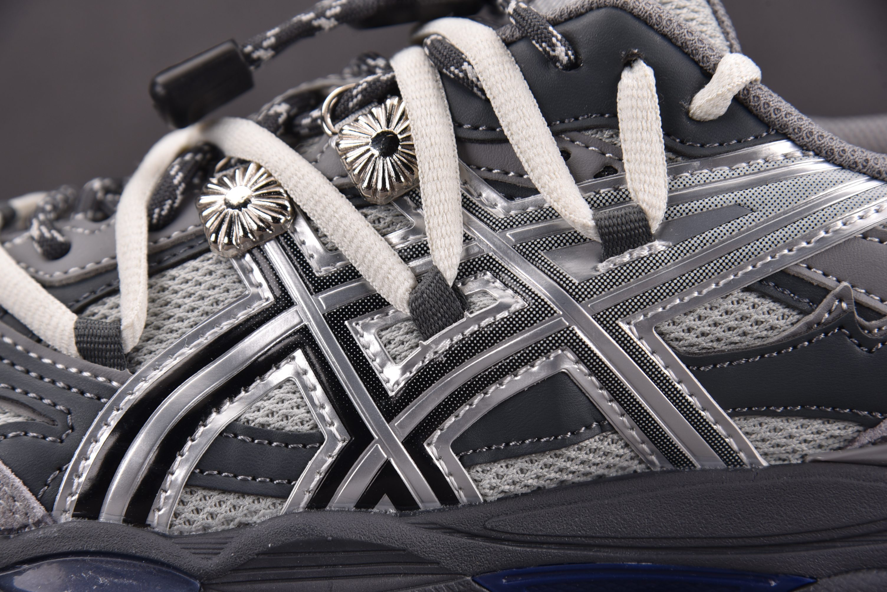 ASICS Gel-Cumulus 16 TG 灰色 1203A838-020 YZ02236-46