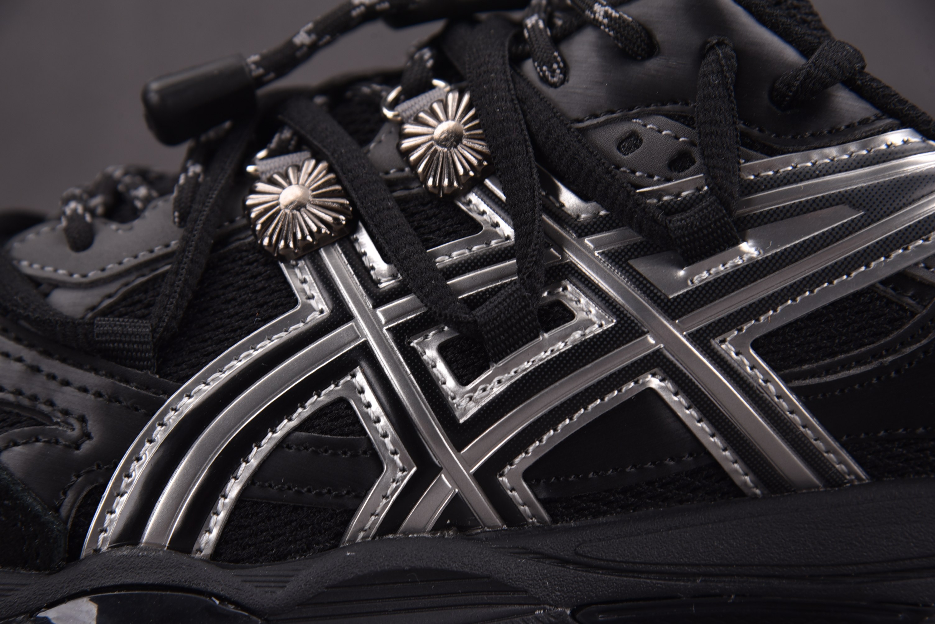 ASICS Gel-Cumulus 16 TG 黑色 1203A838-024 YZ02236-46