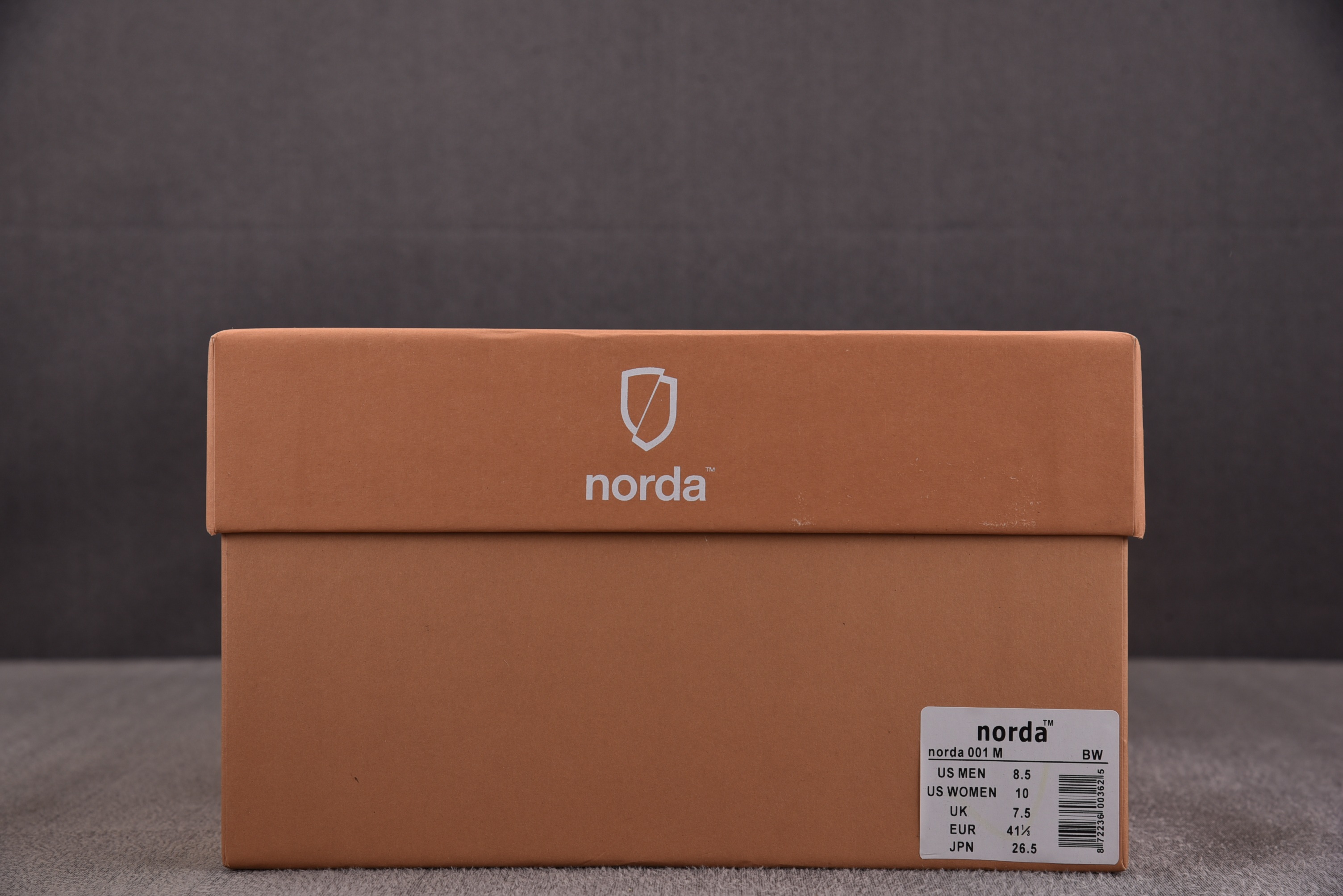 Norda 001 黑白 YZ00436-45