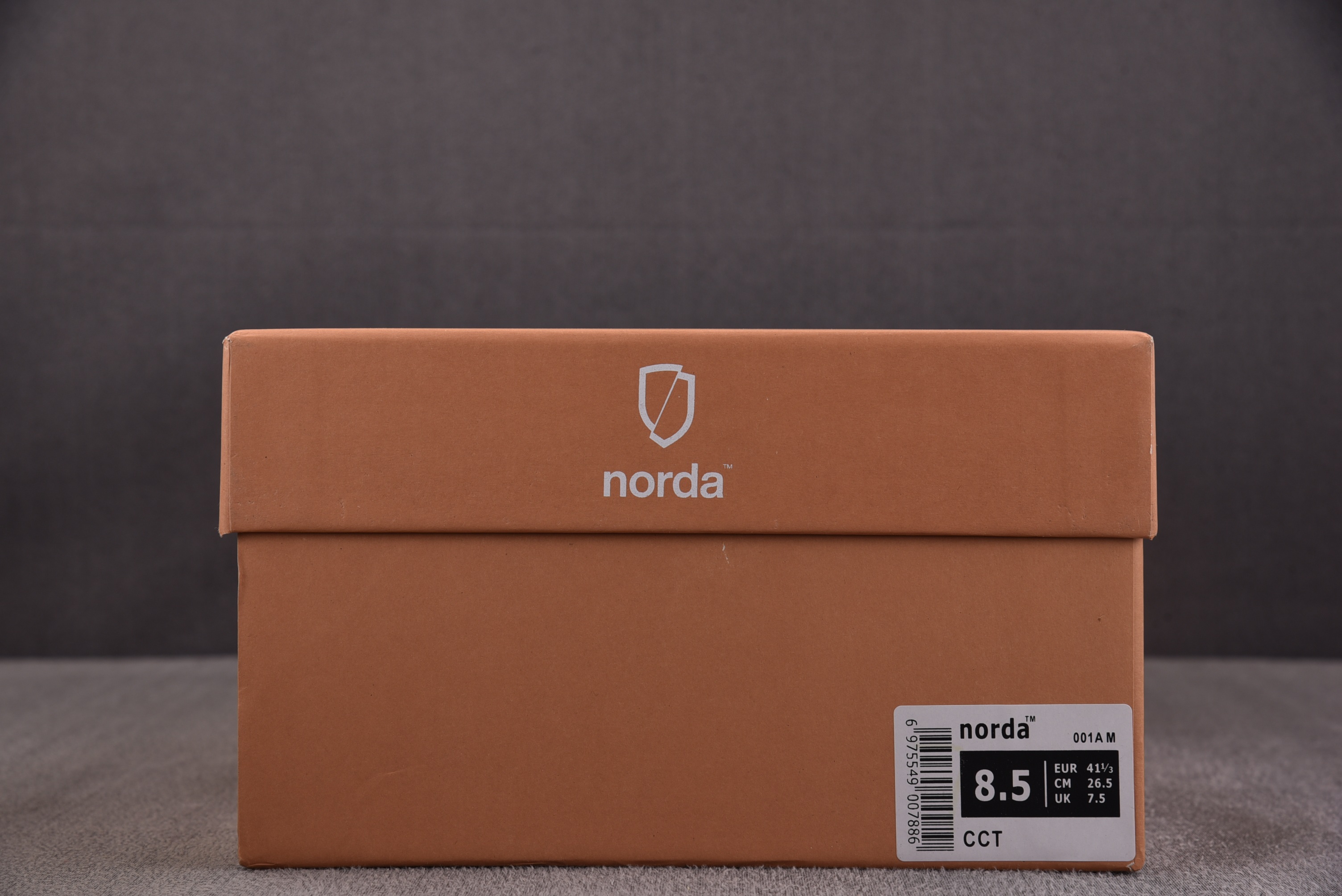 Norda 001A 灰 YZ00436-45