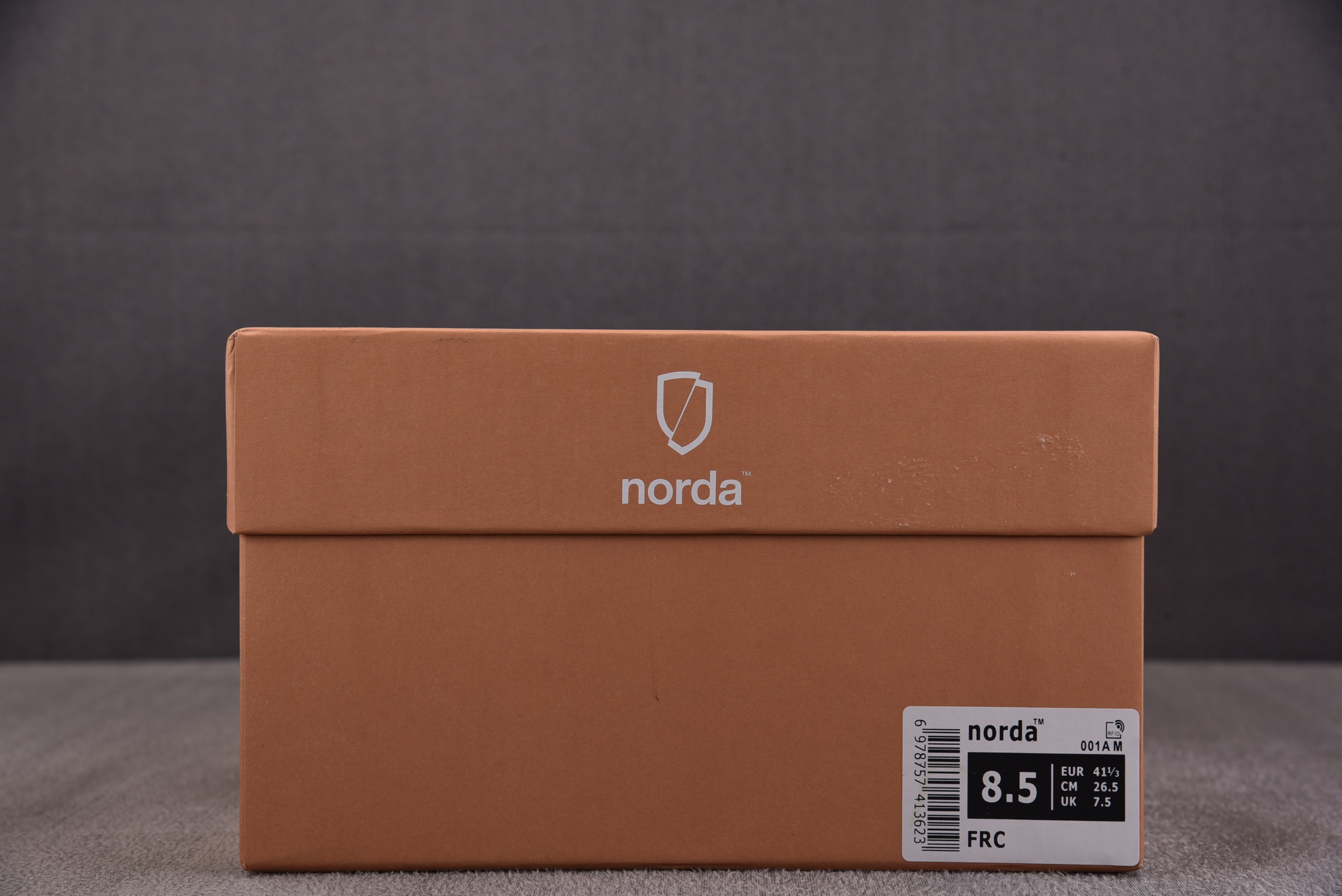 Norda 001A 白红 YZ00436-45