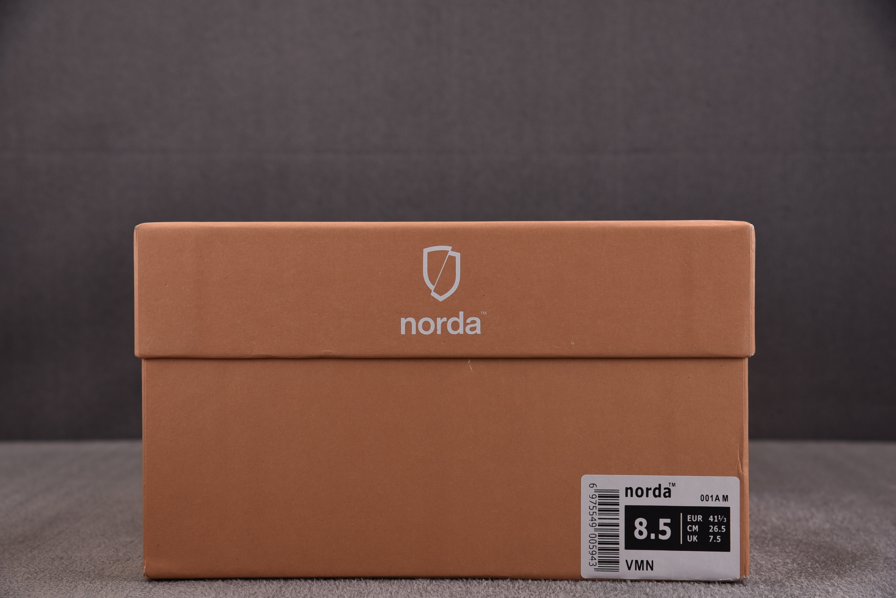 Norda 001A 红色 YZ00436-45