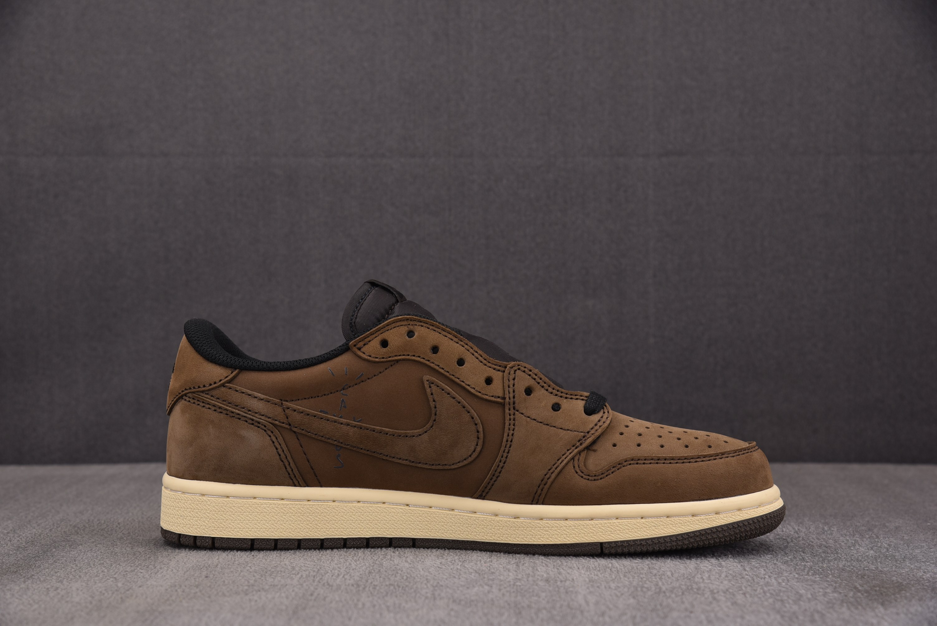 Air Jordan 1 Retro Low OG SP 褐棕色 DM7866-203 YZ024-73