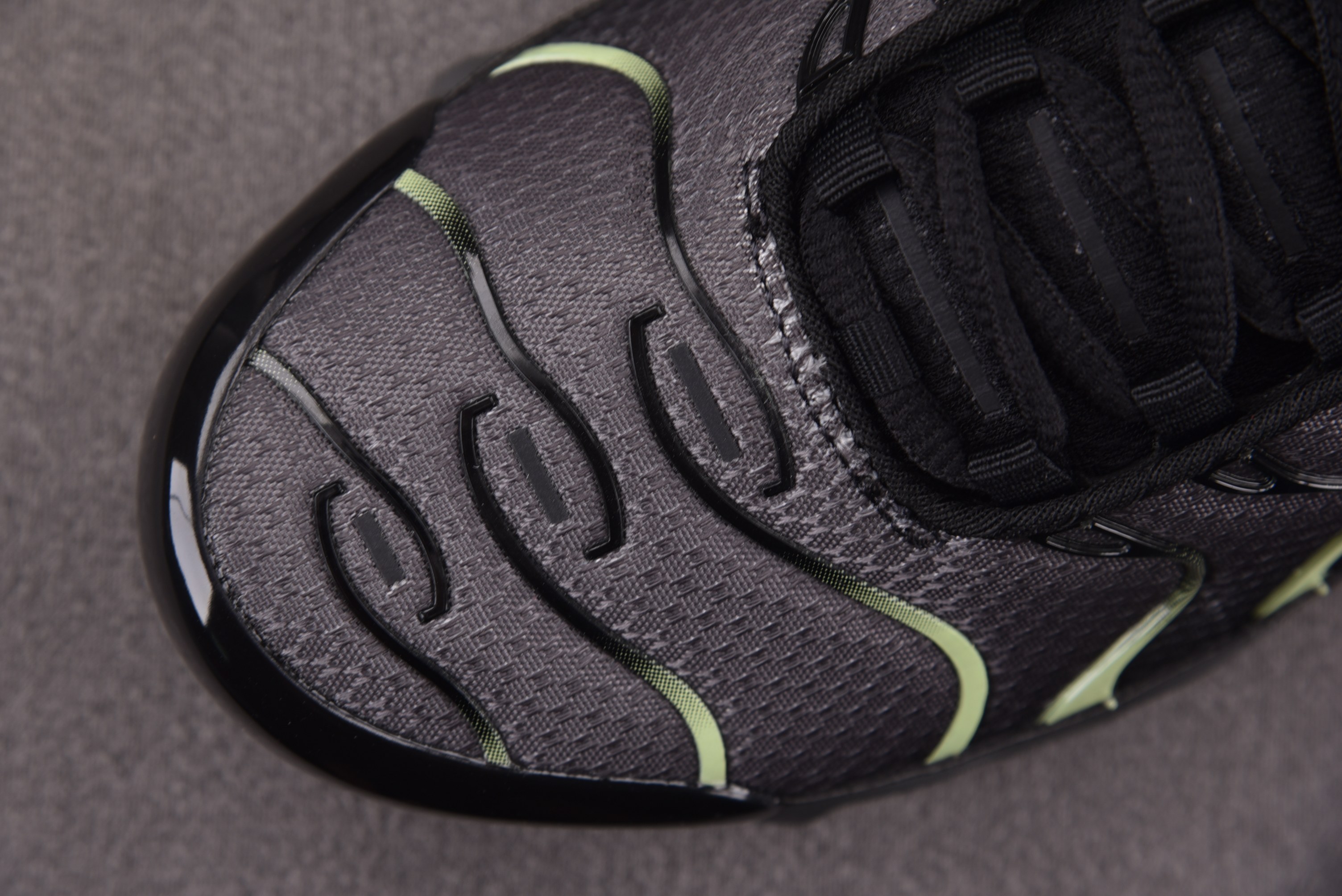 NK Air Max Plus Iron Gray Light Liquid Lime Black 黑绿