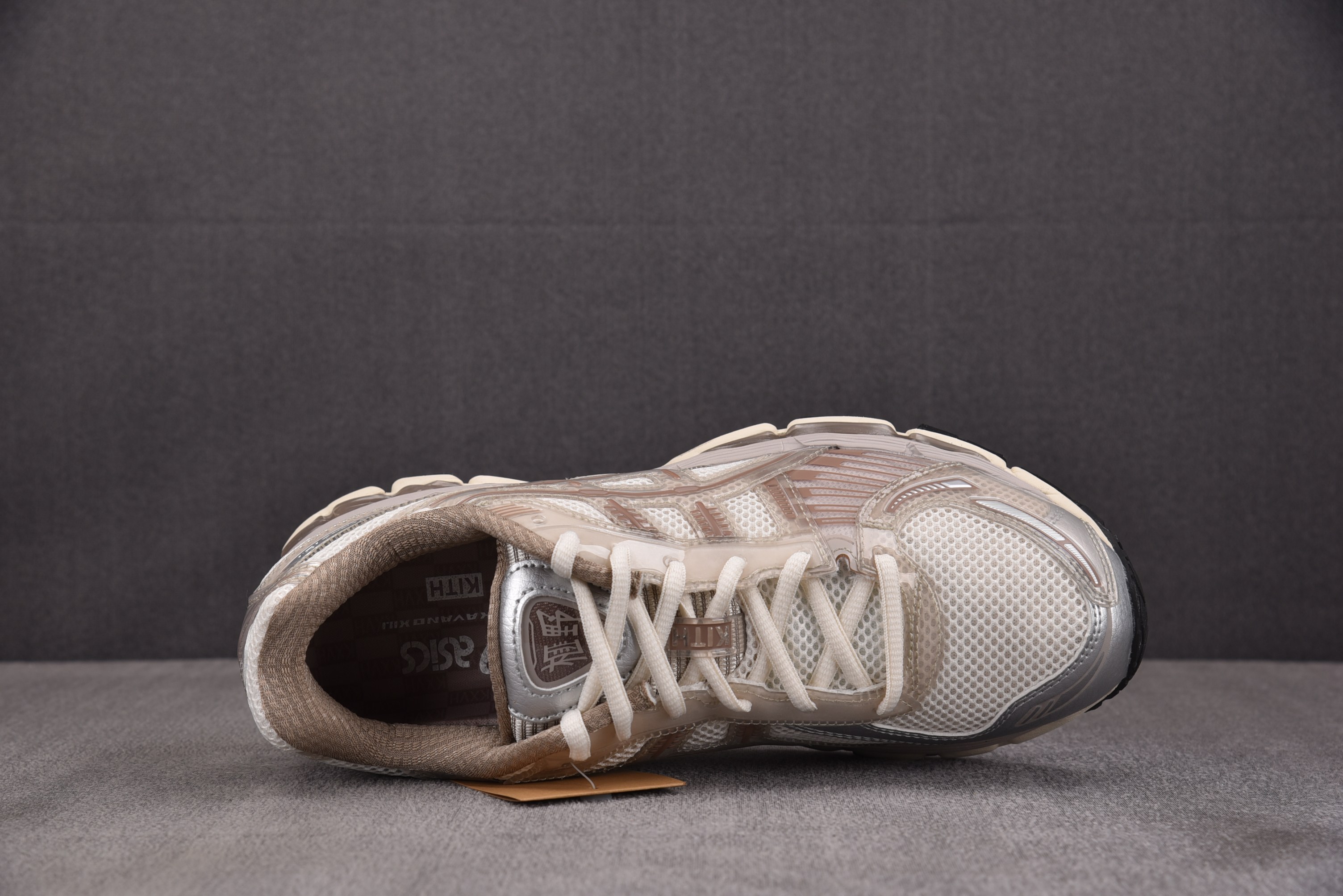 ASICS Gel-Kayano 12.1 Kith Paragon 棕色 1203B144-100 Y