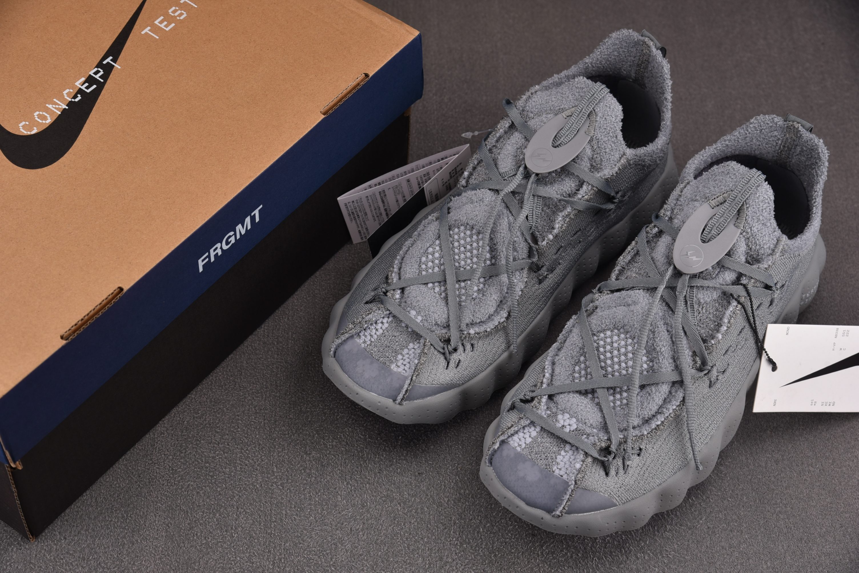 NK Mind 002 Flyknit Fragment Particle Grey 水泥灰 IQ850