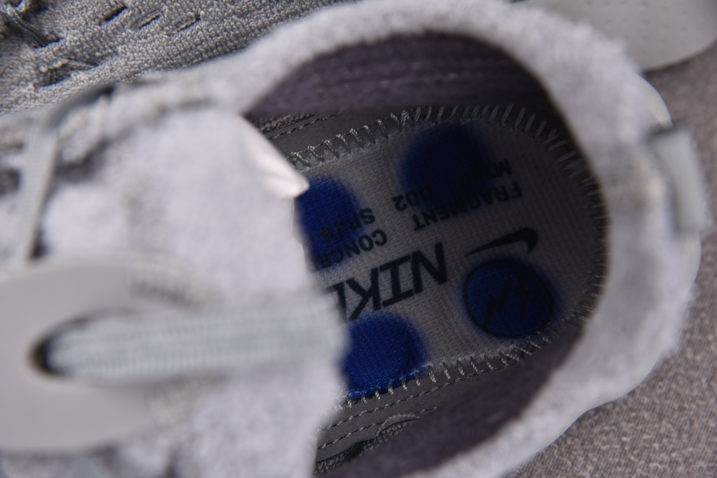 NK Mind 002 Flyknit Fragment Particle Grey 水泥灰 IQ850