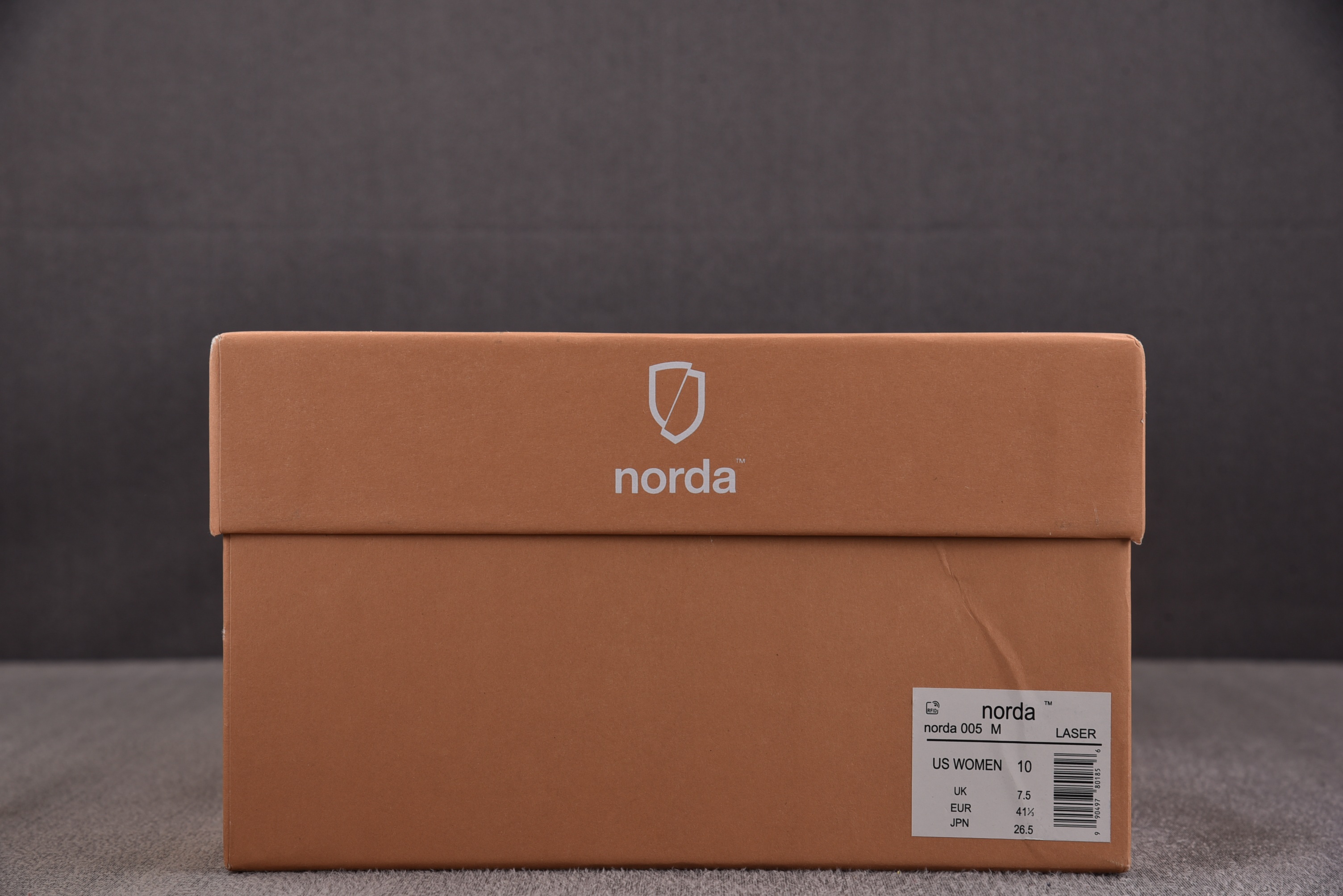 Norda 005 白红  YZ00436-46
