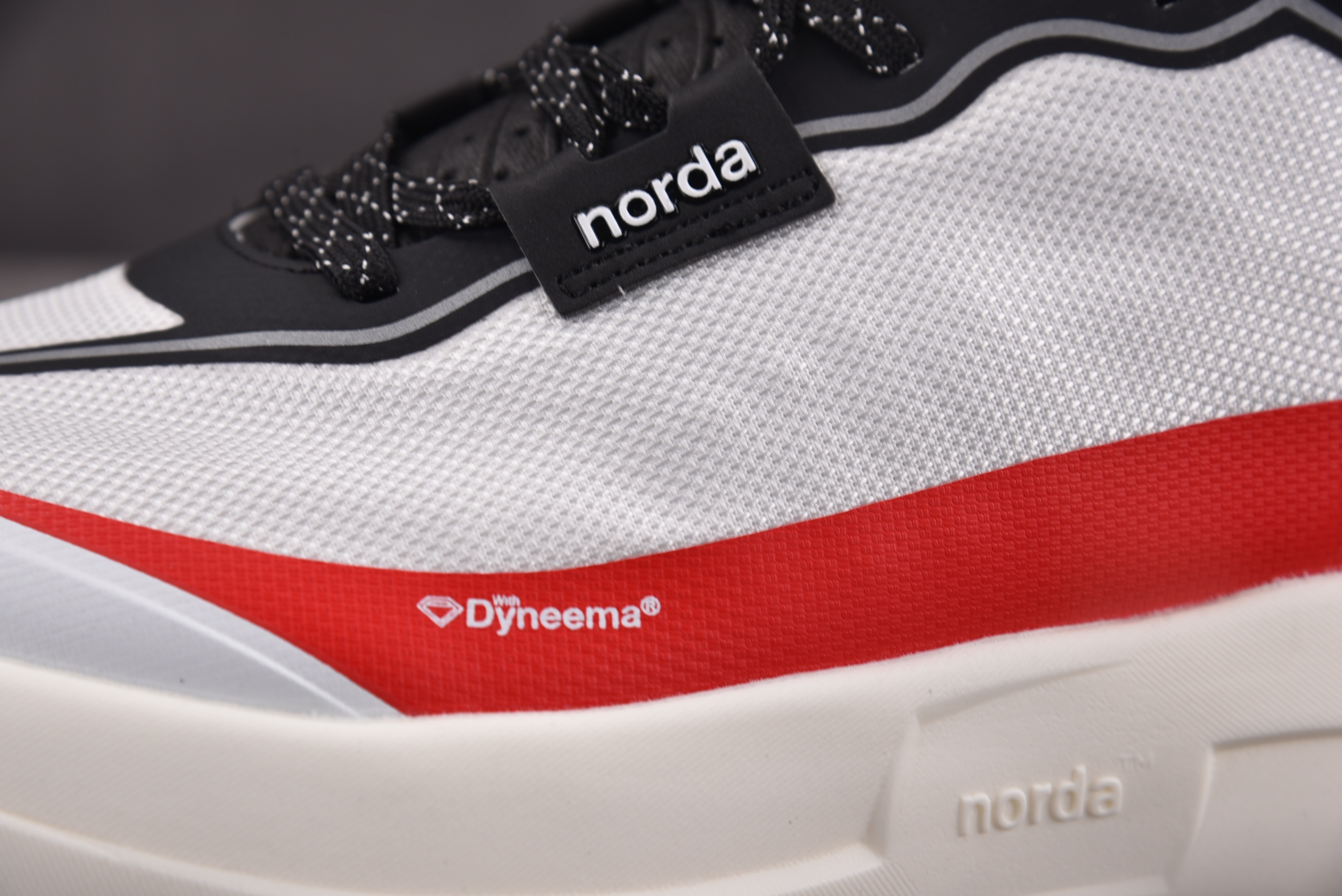 Norda 005 白红  YZ00436-46