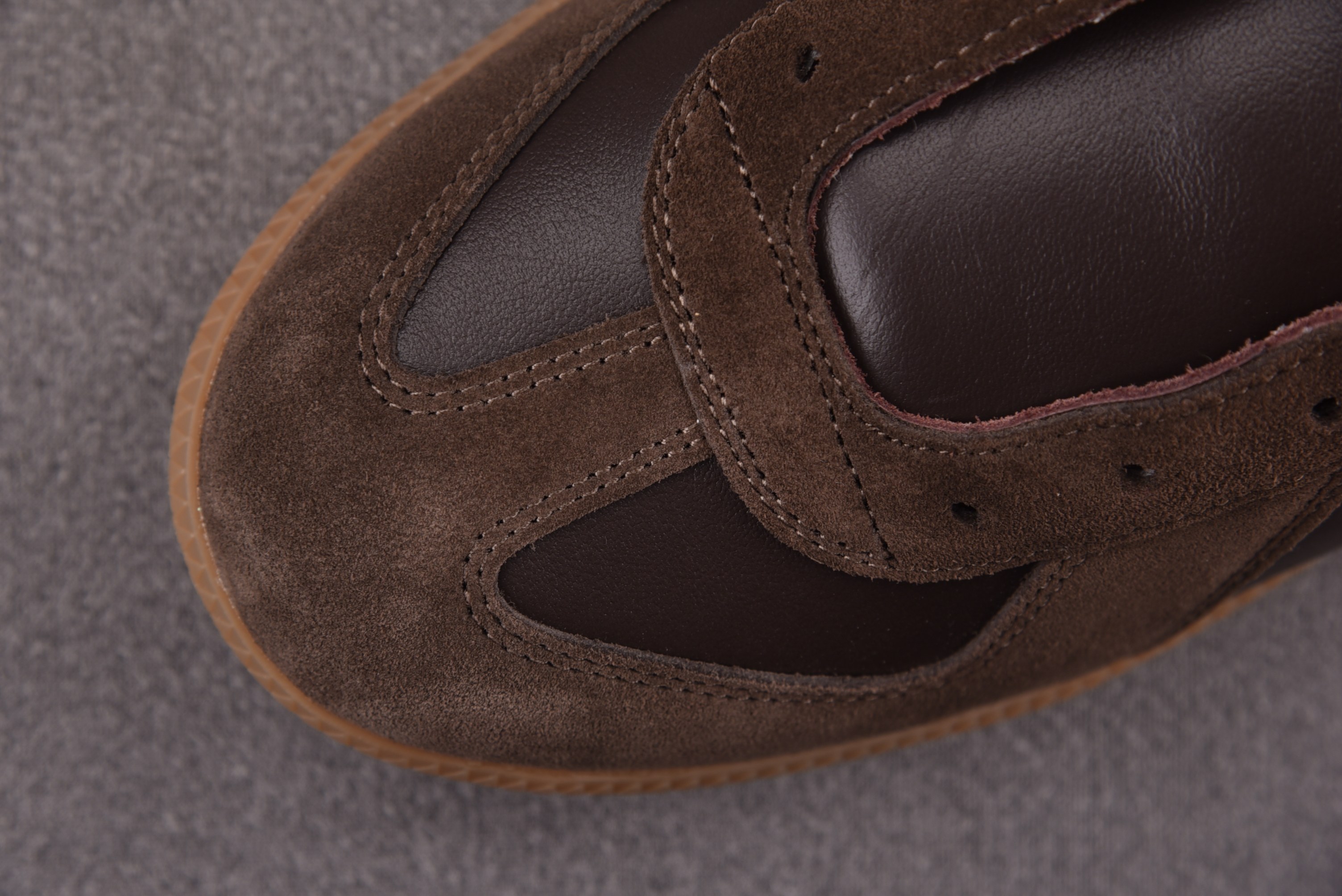Maison Margiela Replica Painted 梅森·马吉拉 褐棕色 YZ00640-4
