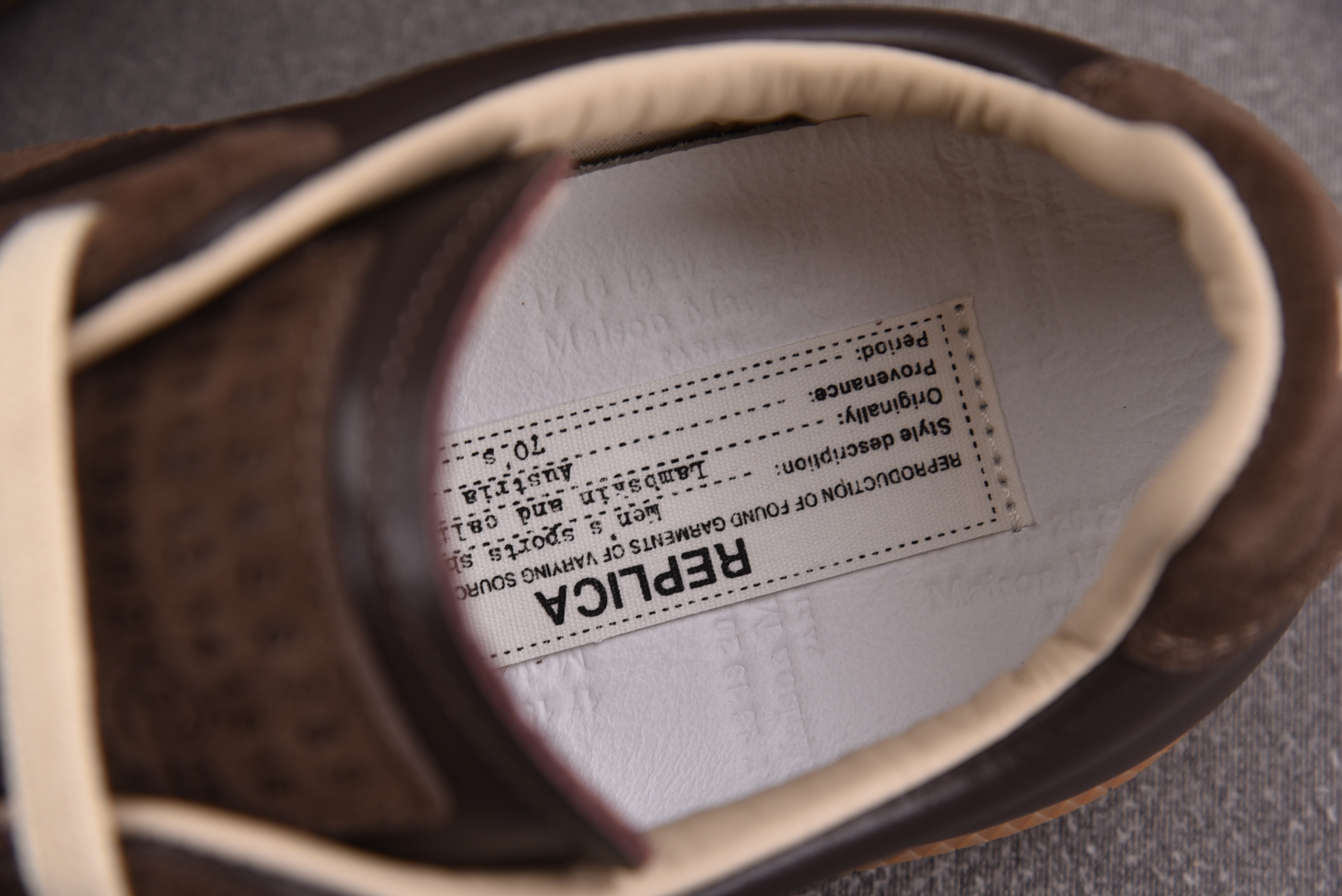 Maison Margiela Replica Painted 梅森·马吉拉 褐棕色 YZ00640-4