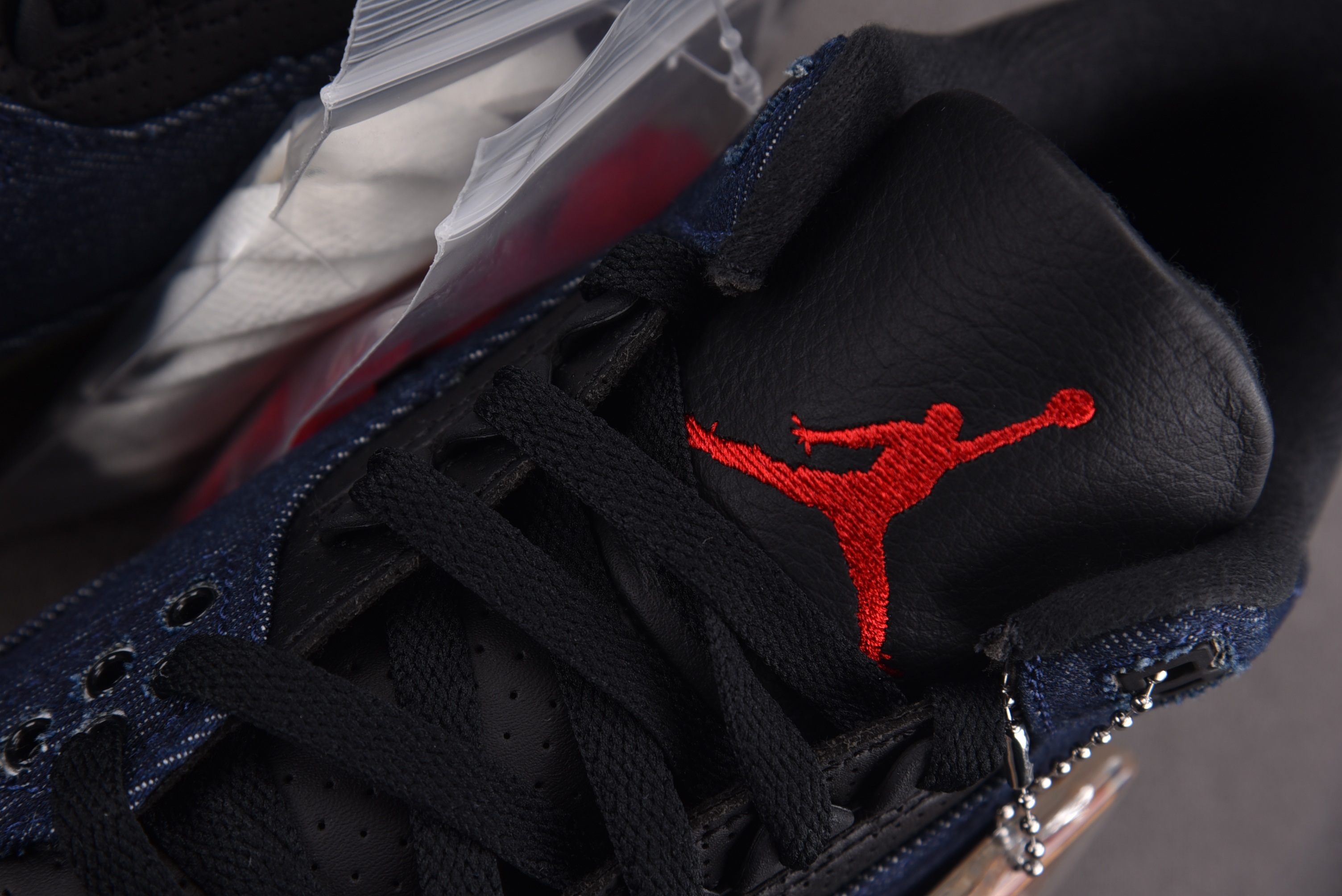 Air Jordan 3 Retro x Levi's Indigo 蓝黑 IH7959-400 YZ0