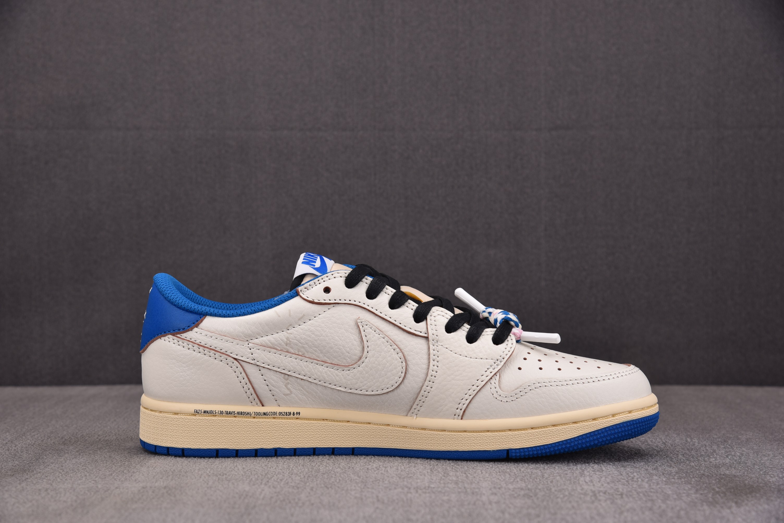 Fragment Design x Travis Scott Air Jordan 1 Low OG S