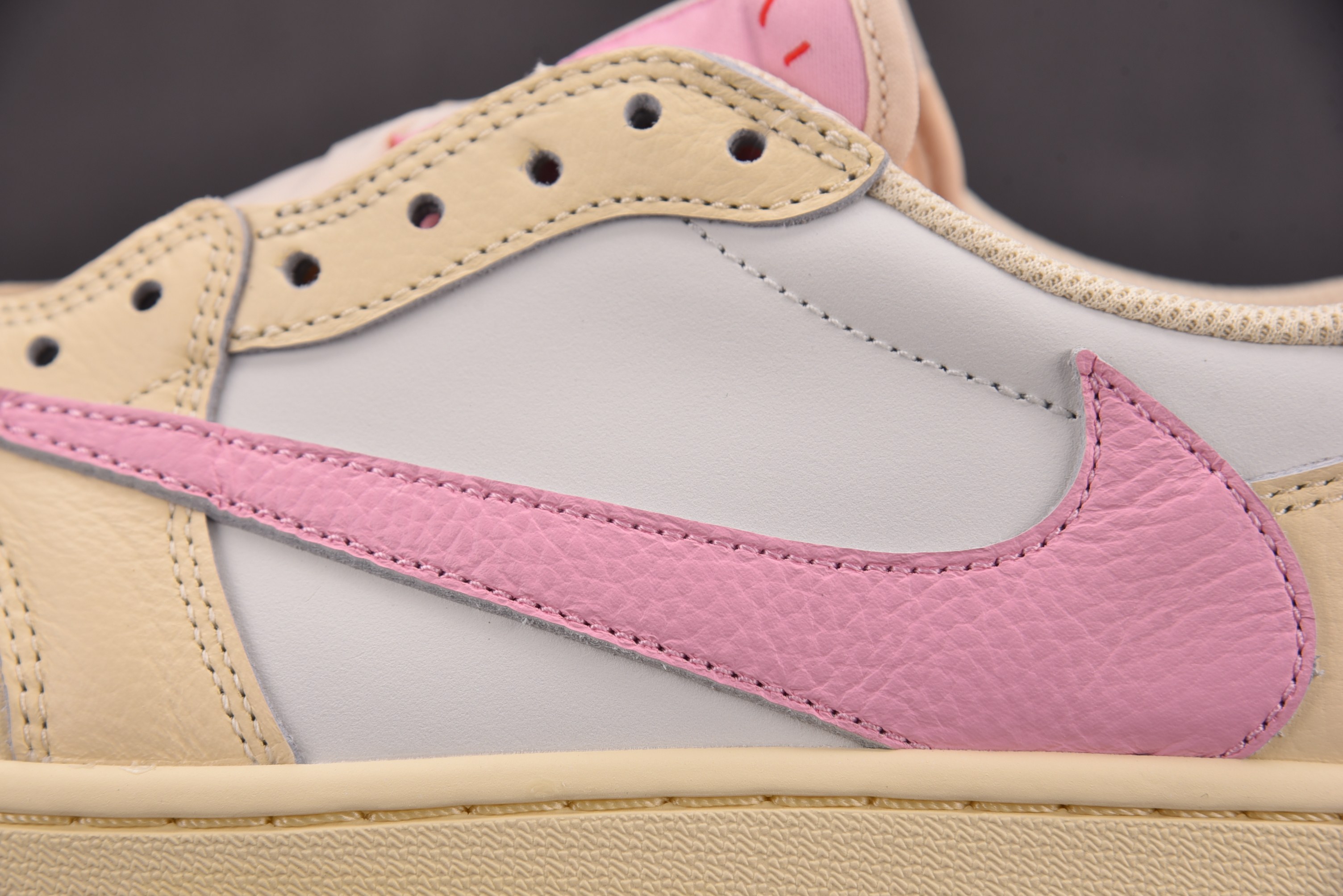 NK Air Jordan 1 Retro Low OG SP Travis Scott 米粉 IQ76