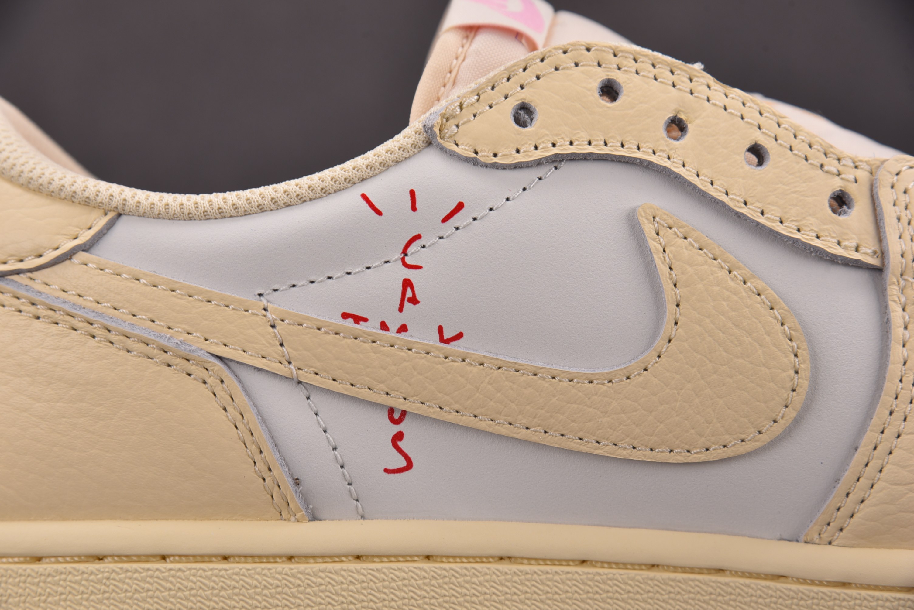 NK Air Jordan 1 Retro Low OG SP Travis Scott 米粉 IQ76