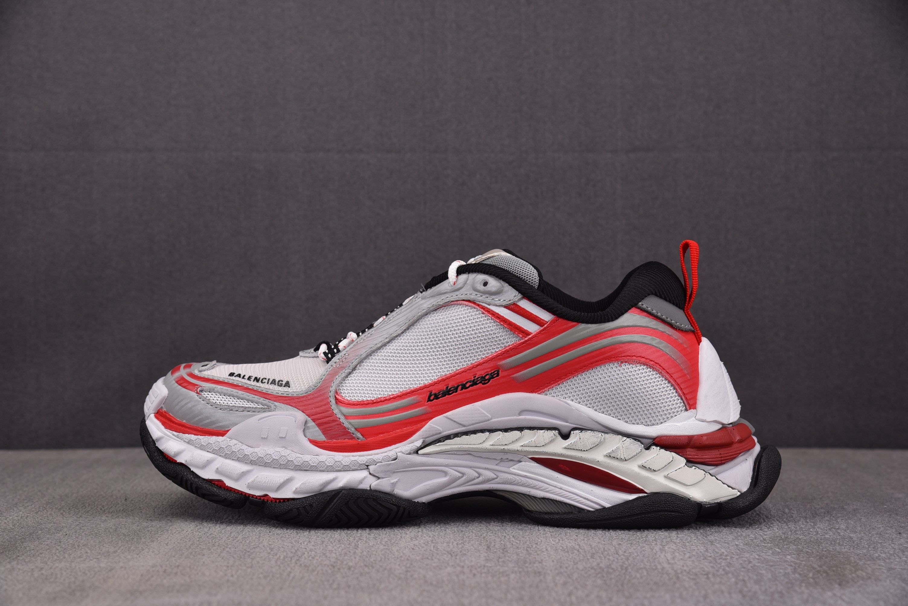 Balenciaga Triple S 2 灰红 YZ018-535-46
