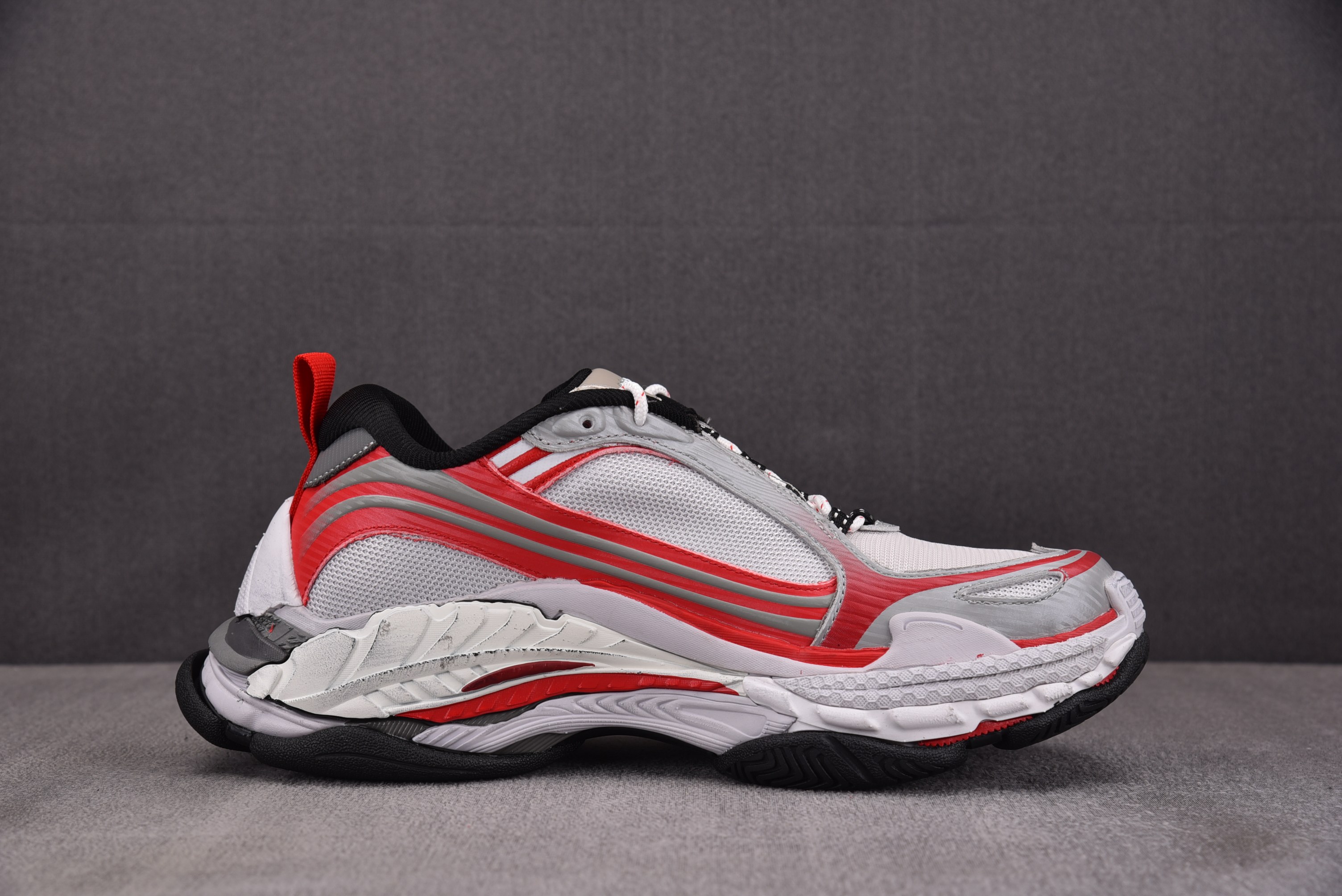 Balenciaga Triple S 2 灰红 YZ018-535-46