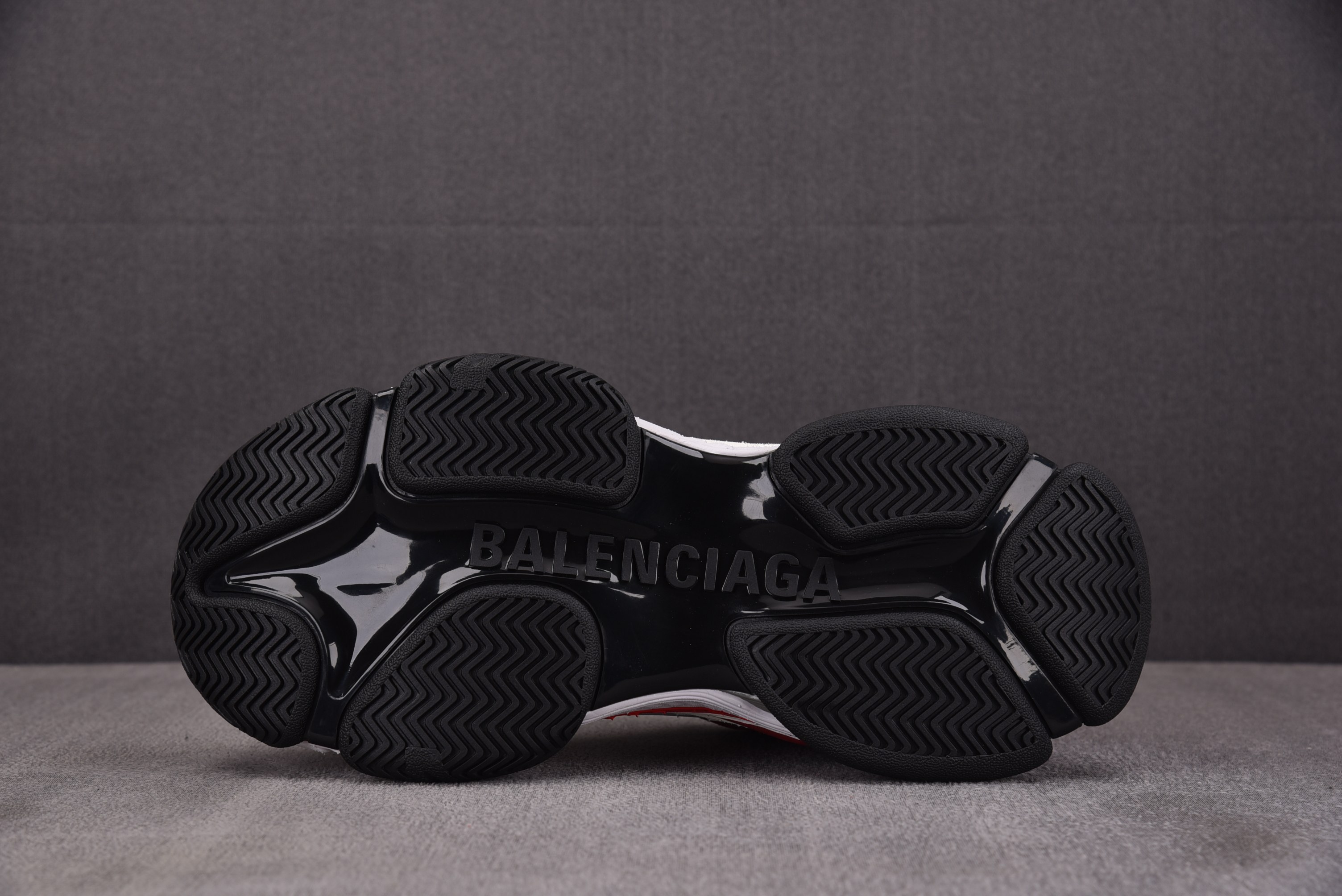 Balenciaga Triple S 2 灰红 YZ018-535-46