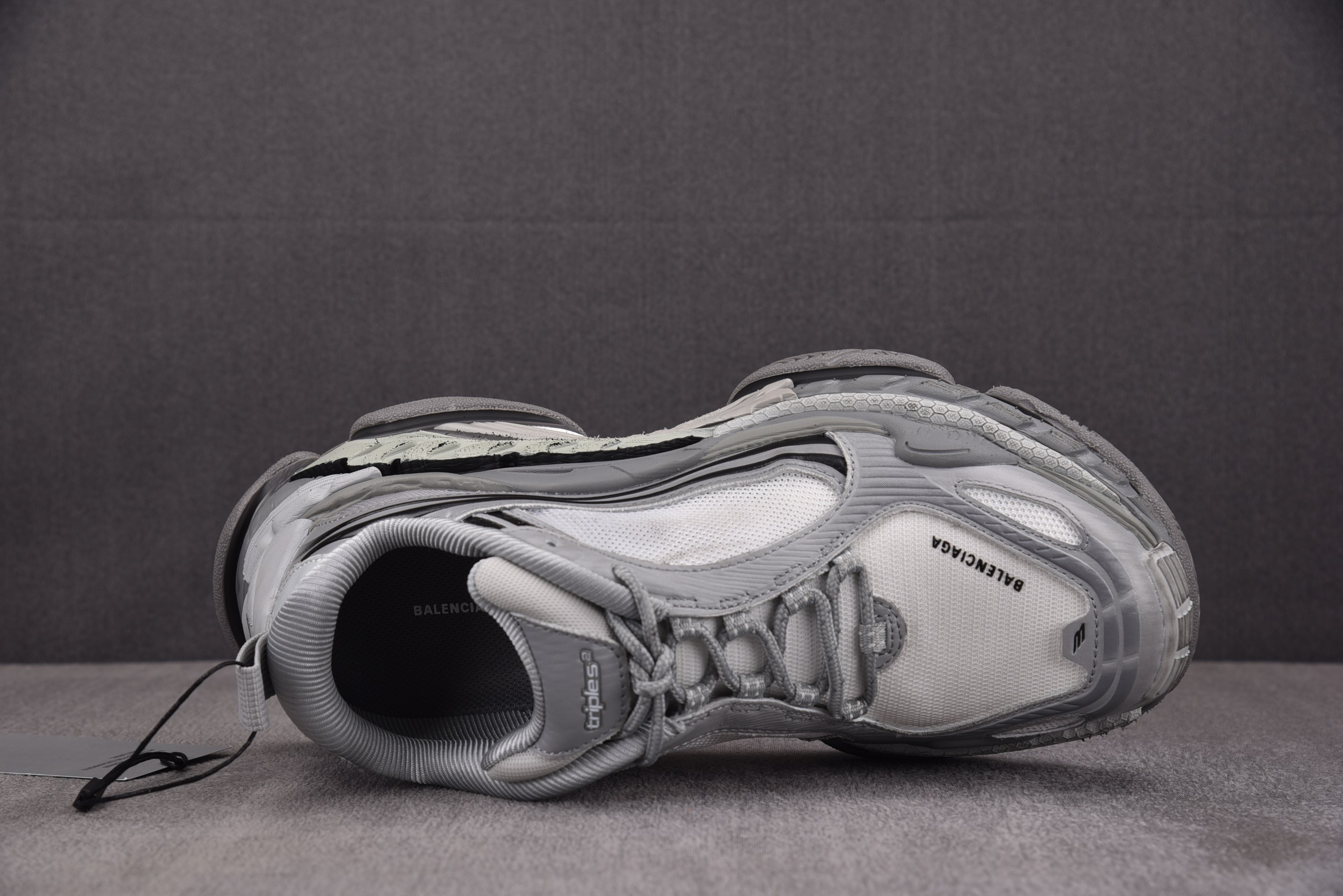 Balenciaga Triple S 2 灰色 YZ009-0335-46