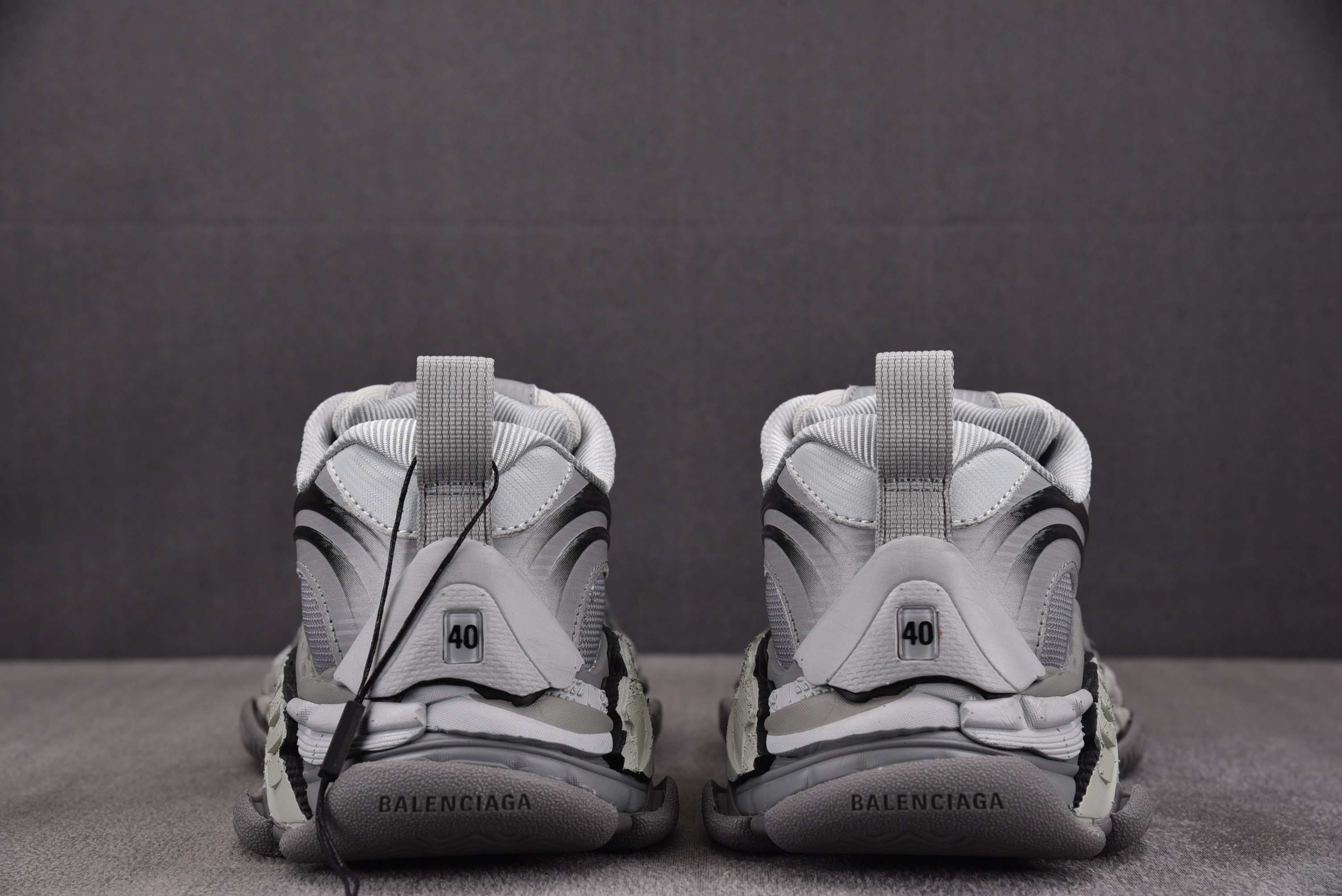 Balenciaga Triple S 2 灰色 YZ009-0335-46