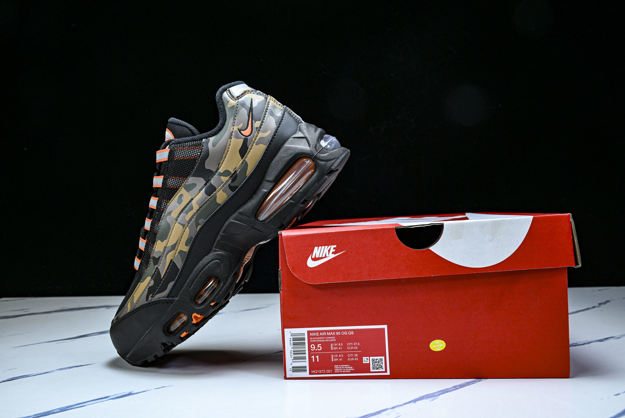 纯原NK Air Max 95 OG 复古减震气垫跑鞋 HQ1973-001 #YZ001-1原版1:1 纯原NK Air Max 95 OG 复古减震气垫跑鞋 HQ1973-001 #YZ001-1原版1:1