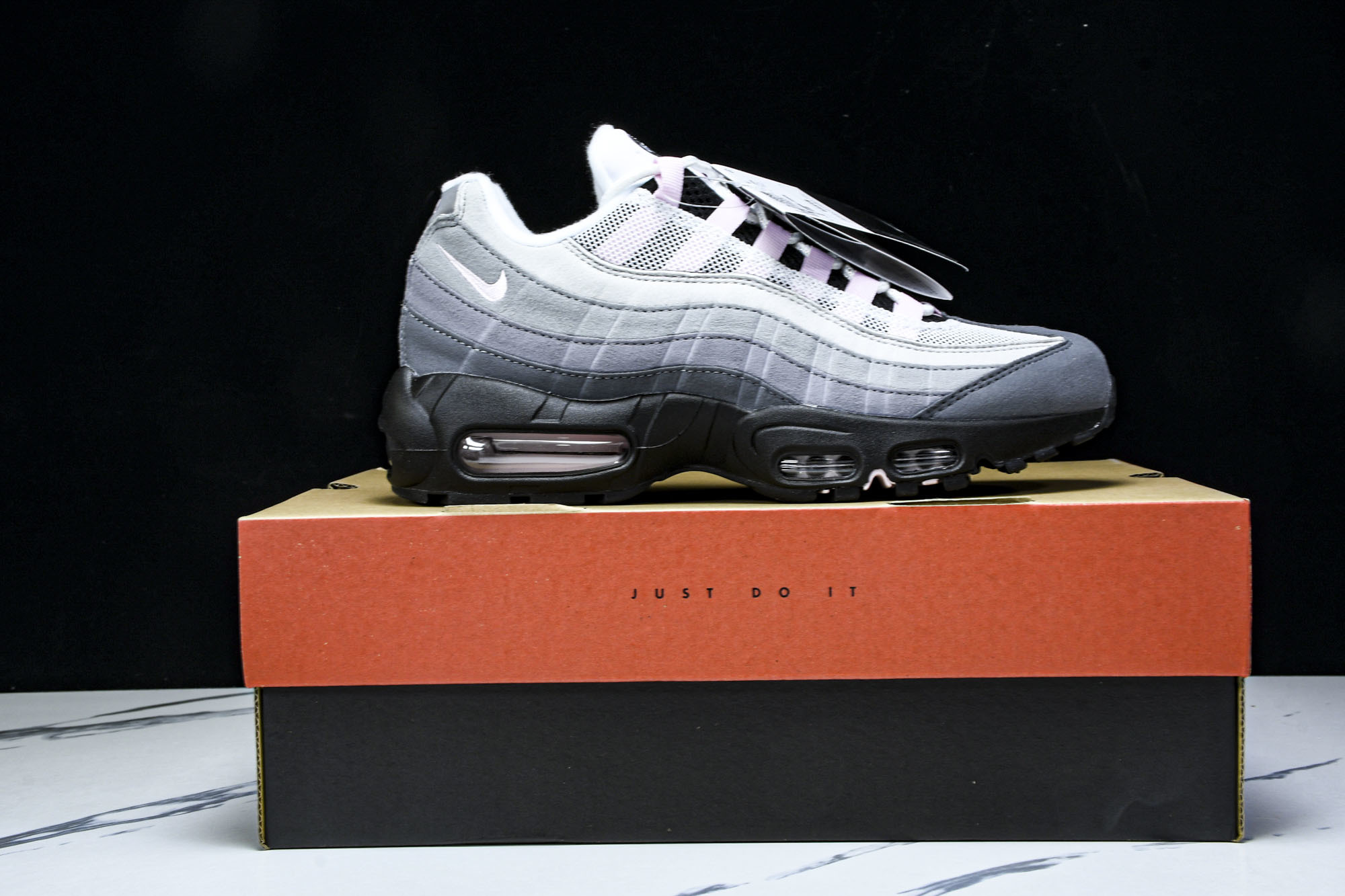 纯原NK Air Max 95 复古减震气垫跑鞋 #YZ001-140 41 42 42.5 43 44