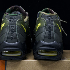 纯原NK Air Max 95 复古减震气垫跑鞋 FB2709 300 #YZ001-140 41 42 纯原NK Air Max 95 复古减震气垫跑鞋 FB2709 300 #YZ001-140 41 42