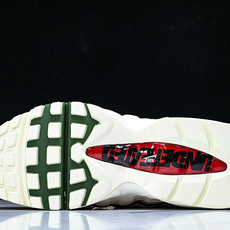纯原Undefeated x NK Air Max 95 SP 联名款 复古减震气垫跑鞋 IB4453- 纯原Undefeated x NK Air Max 95 SP 联名款 复古减震气垫跑鞋 IB4453-