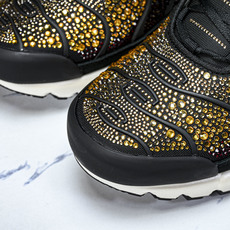 纯原Swarovski x NK Air Max Plus 施华洛世奇联名女款休闲运动鞋FZ9042 0 纯原Swarovski x NK Air Max Plus 施华洛世奇联名女款休闲运动鞋FZ9042 0