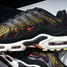 纯原Swarovski x NK Air Max Plus 施华洛世奇联名女款休闲运动鞋FZ9042 0 纯原Swarovski x NK Air Max Plus 施华洛世奇联名女款休闲运动鞋FZ9042 0