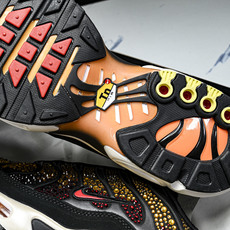 纯原Swarovski x NK Air Max Plus 施华洛世奇联名女款休闲运动鞋FZ9042 0 纯原Swarovski x NK Air Max Plus 施华洛世奇联名女款休闲运动鞋FZ9042 0
