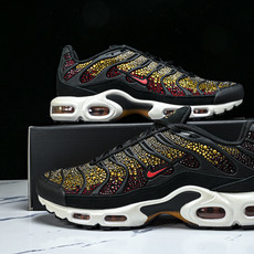 纯原Swarovski x NK Air Max Plus 施华洛世奇联名女款休闲运动鞋FZ9042 0 纯原Swarovski x NK Air Max Plus 施华洛世奇联名女款休闲运动鞋FZ9042 0